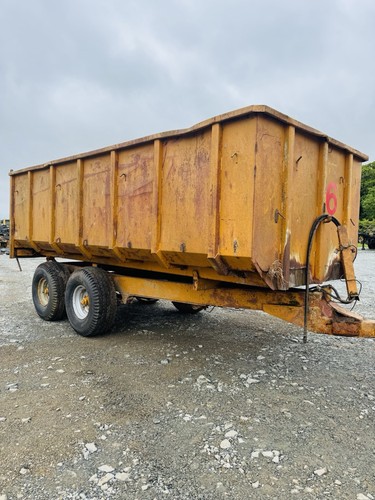 Tractor tonne twin - twin, axle