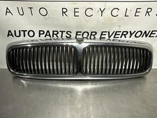 98-03 Jaguar X308 XJ8 Radiator Hood Grille Grill Assembly w/ Emblem Chrome OEM