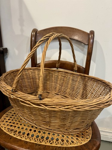 Vintage wicker market - wicker,