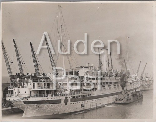 Hospital ship atlantis o - hospital, at