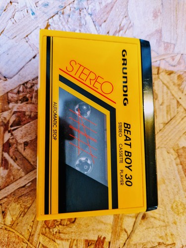 Grundig beat boy cassette - grundig,