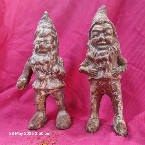 Vintage cast iron garden - iron, gnome