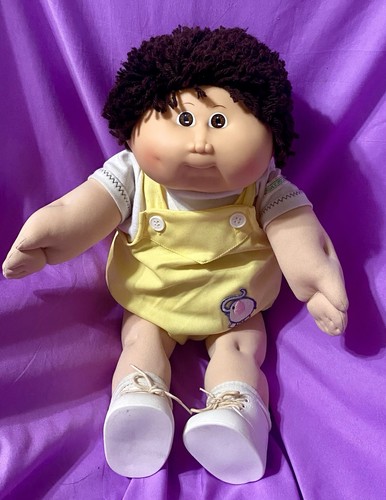 Chubby cheeked cabbage - chubby,