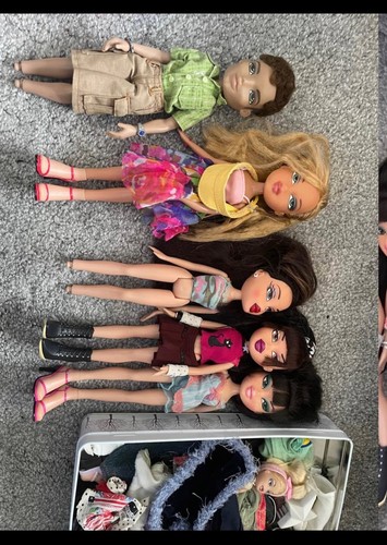 Bratz dolls bundle - bratz, mall