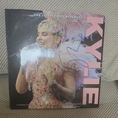 Kylie minogue book signed - book,