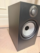 Bowers & Wilkins 606 Speakers