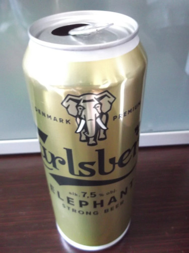 Carlsberg elephant from poland - carlsberg,