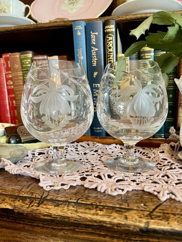 Royal brierley cut crystal - 2, x