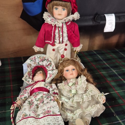 Lot girl porcelain - 3,