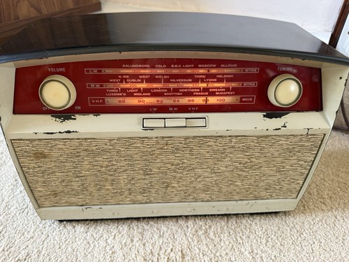 Bush vhf bakelite - 80, vintage
