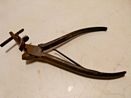 Vintage saw teeth setting - vintage,