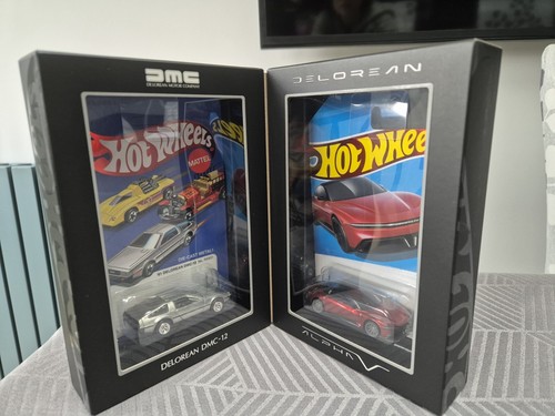 Hot wheels delorean - hot, x
