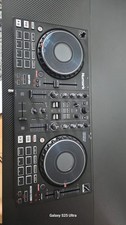 Numark Mixtrack Platinum FX 4