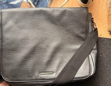 RIVER ISLAND BLACK HANDBAG