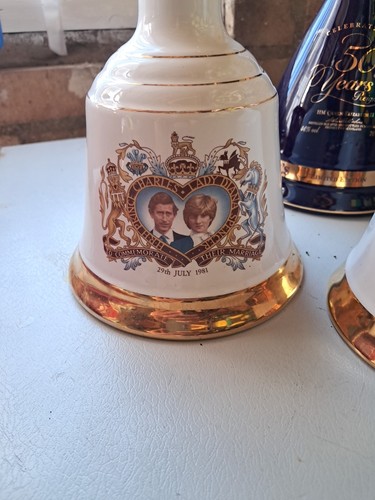 Bells whisky commemorative - bells,