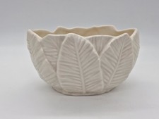 Vintage SylvaC White Leaf Mantel Vase no. 3726 - Art Deco 1930s