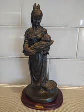 CROSA JULIANA COLLECTION