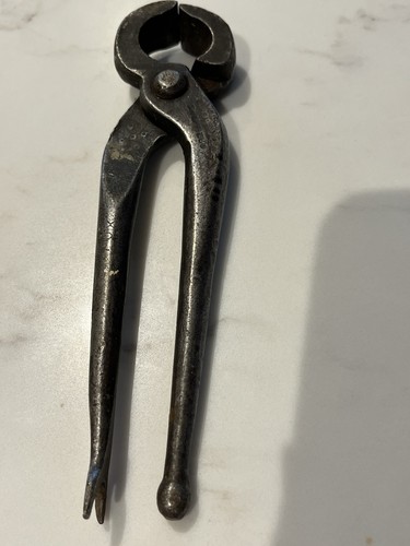 Henry co sheffield pincers - e,
