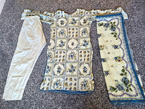Women cream floral salwar - cream,