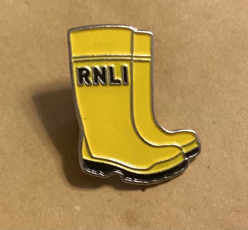 Royal national lifeboat - royal,