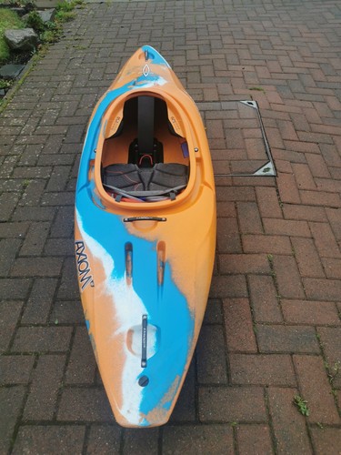 Dagger axiom kayak kids - dagger,