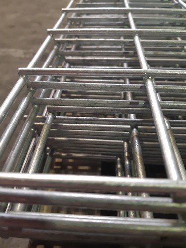 Welded wire mesh - welded, x