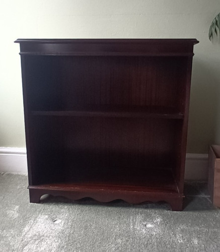 Compact mahogany bookcase with - mahogany,