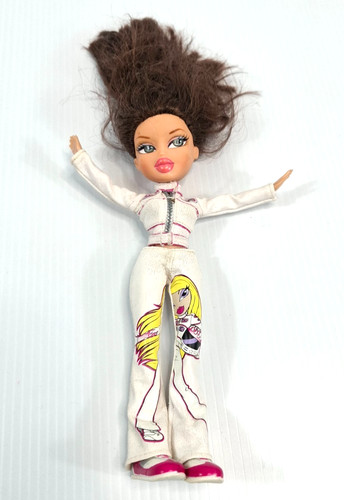 Bratz play sportz race car - bratz,