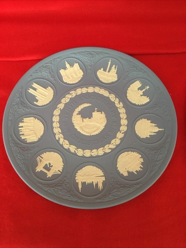 Wedgwood plate 2 inches - 9, 1/2