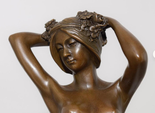 Bronze woman statue sculpture - woman,