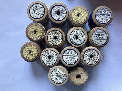 Fourteen wooden sylko - wooden,