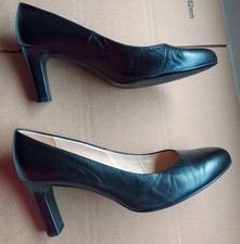 PETER KAISER SIZE 5.5 BLACK