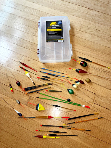 Fishing floats bobbers in - &,