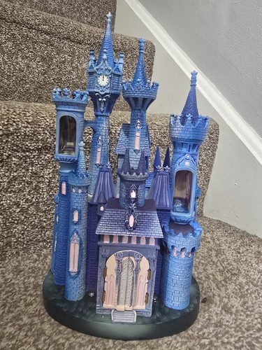 Jim shore disney castle - disney,