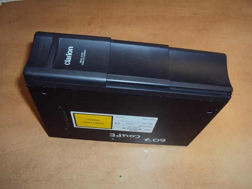 Peugeot 607 disc changer - 6,