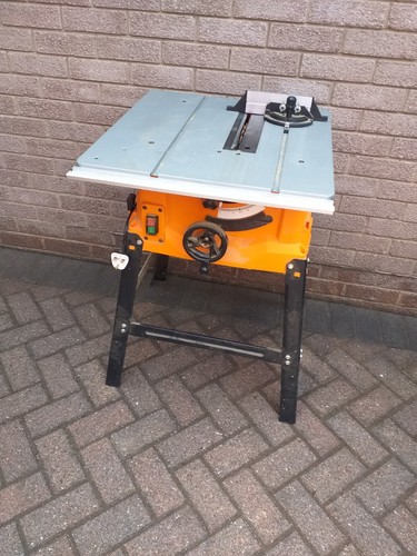 Table saw - table,