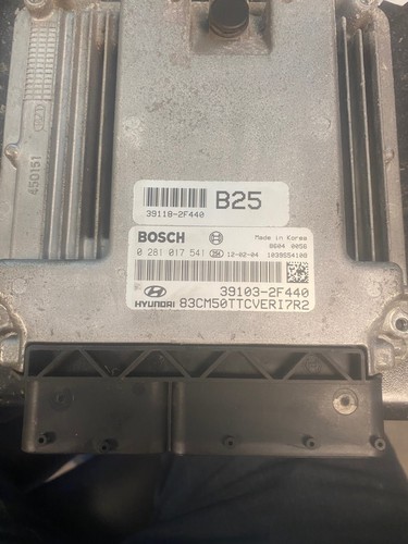 2012 hyundai santa - 2012,