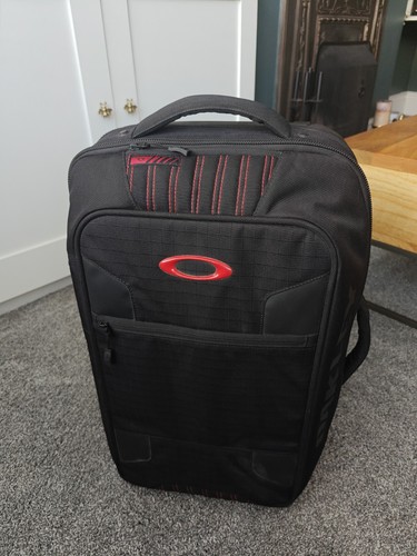 Oakley long weekend - oakley long, carry