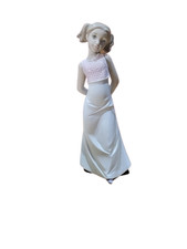 Lladro Nao Porcelain Figurine