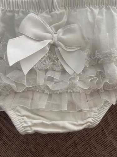 Frilly knickers baby - frilly,