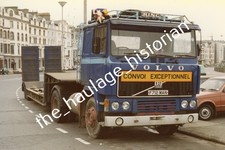 THH Truck Photos - Volvo F12 - Low Loader Hire.
