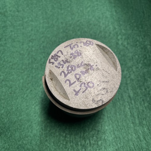 Triumph pre war 250 piston - war, 2