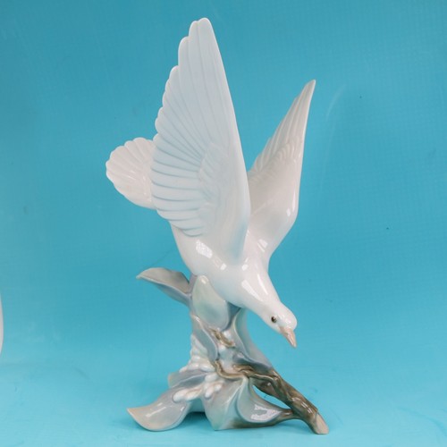 Lladro porcelain figurine - lladro,