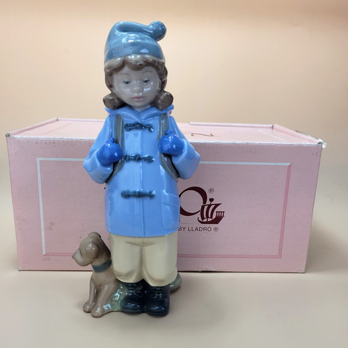 Nao lladro travelling girl - nao,
