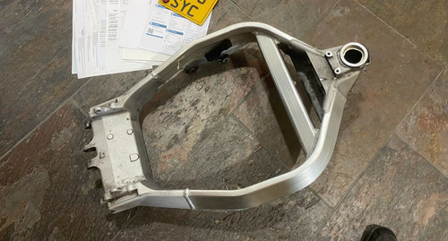 2000 honda cbr 929 frame - 2000,