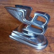 STUNNING 'BENTLEY MASCOT