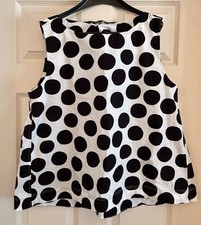 Marimekko Ladies Top. XL. New.