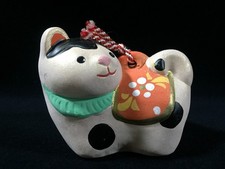 C0669 / Dog Style Statue