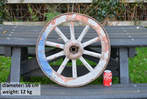 Vintage old wooden cart - , wagon