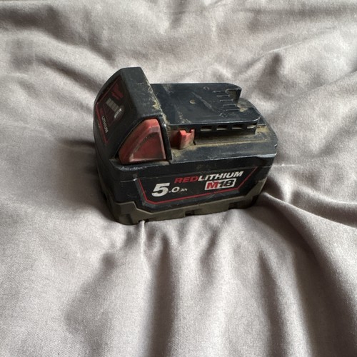 Milwaukee m18 redlithium 18v - milwaukee,